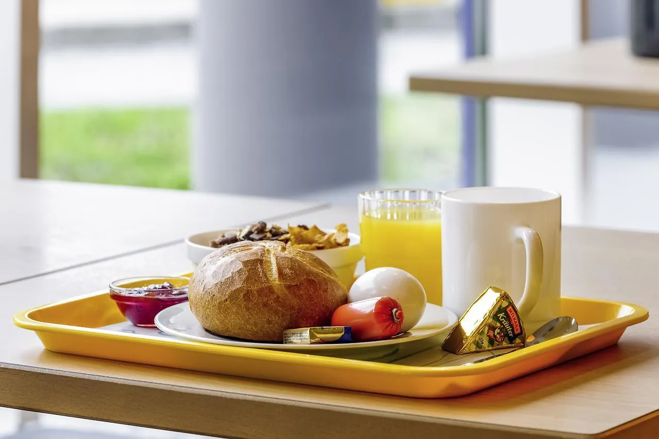 Ibis Budget Hamburg Altona Hotel