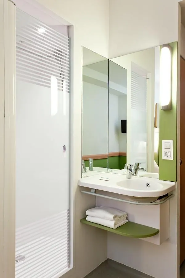 Отель Ibis Budget Hamburg Altona