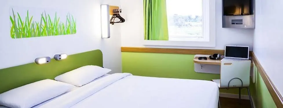 Ibis Budget Hamburg Altona Отель